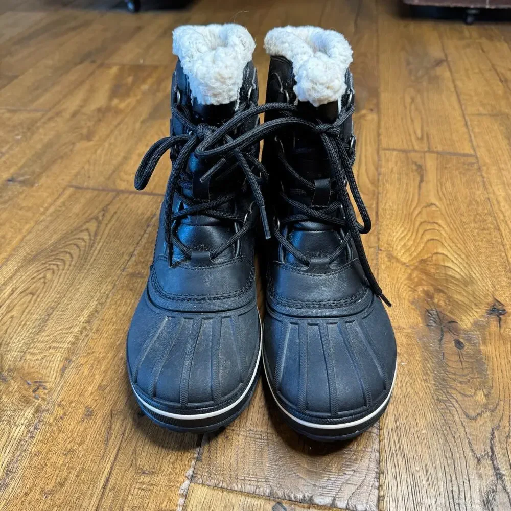 Crocs Allcast II Black Leather Duck Boots 203430 Womens Sz 8 Sherpa Lined